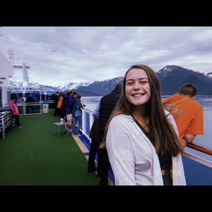 Meet your Posher, Victoria